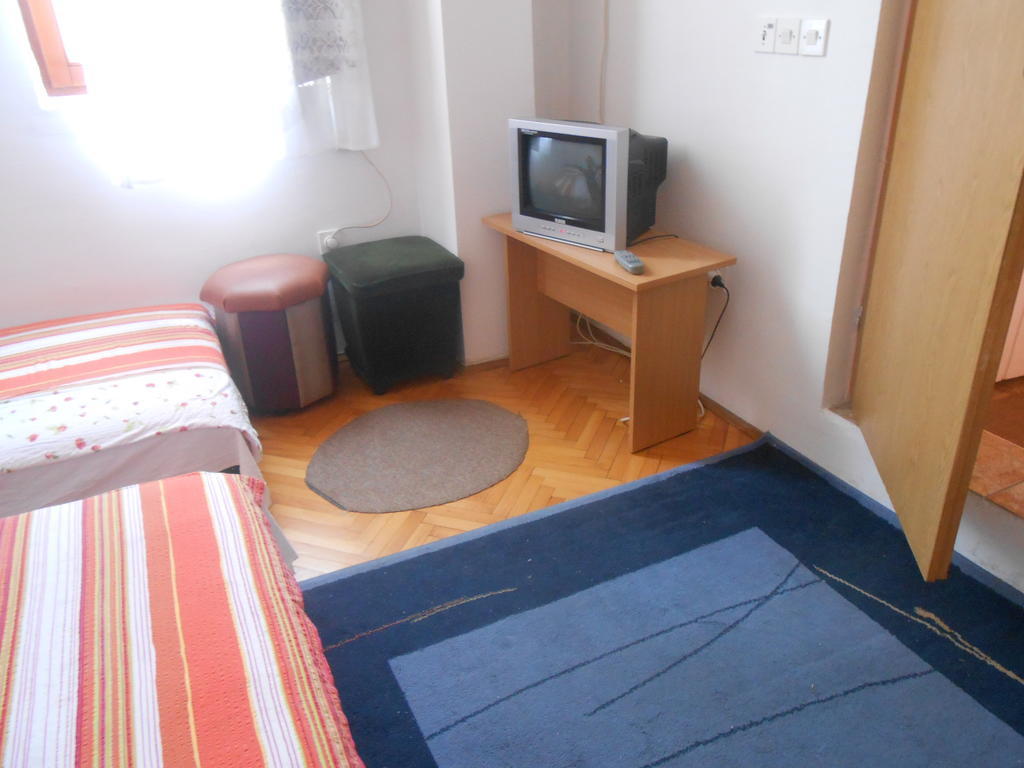 Apartments & Hostel Zdrava Hrana Mostar Szoba fotó