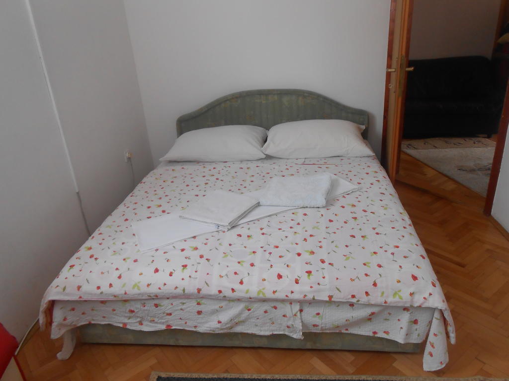 Apartments & Hostel Zdrava Hrana Mostar Szoba fotó