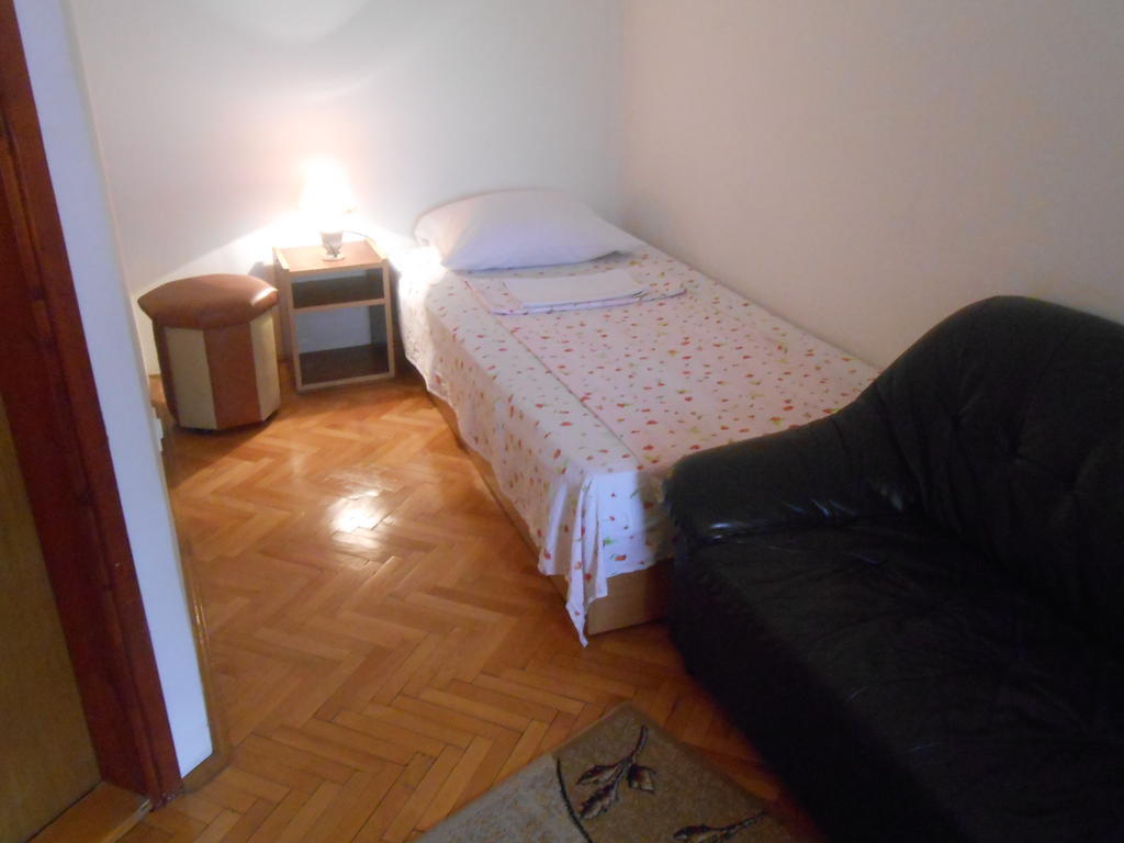 Apartments & Hostel Zdrava Hrana Mostar Szoba fotó