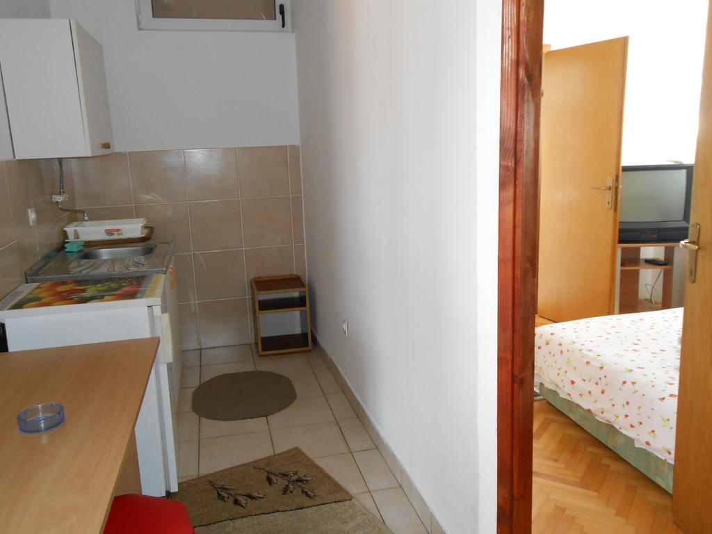 Apartments & Hostel Zdrava Hrana Mostar Szoba fotó