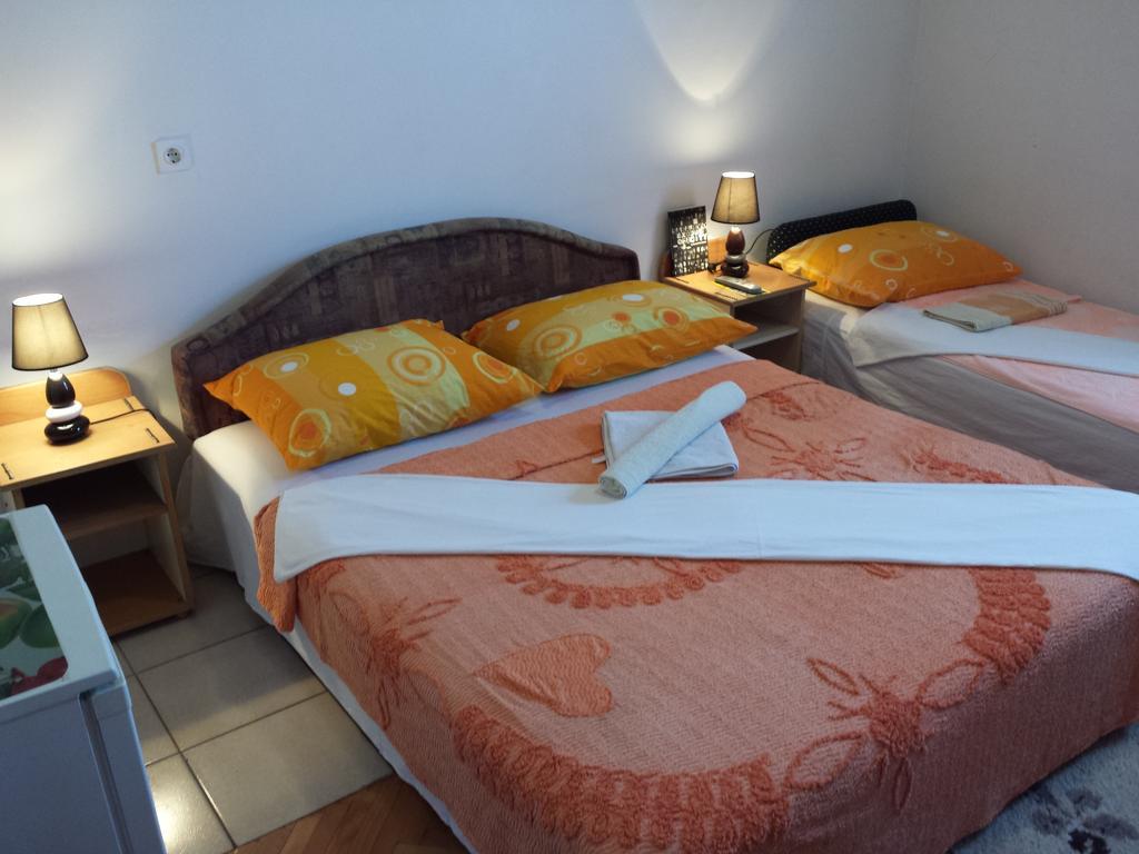 Apartments & Hostel Zdrava Hrana Mostar Szoba fotó