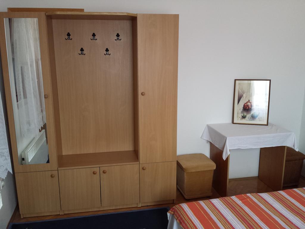 Apartments & Hostel Zdrava Hrana Mostar Szoba fotó