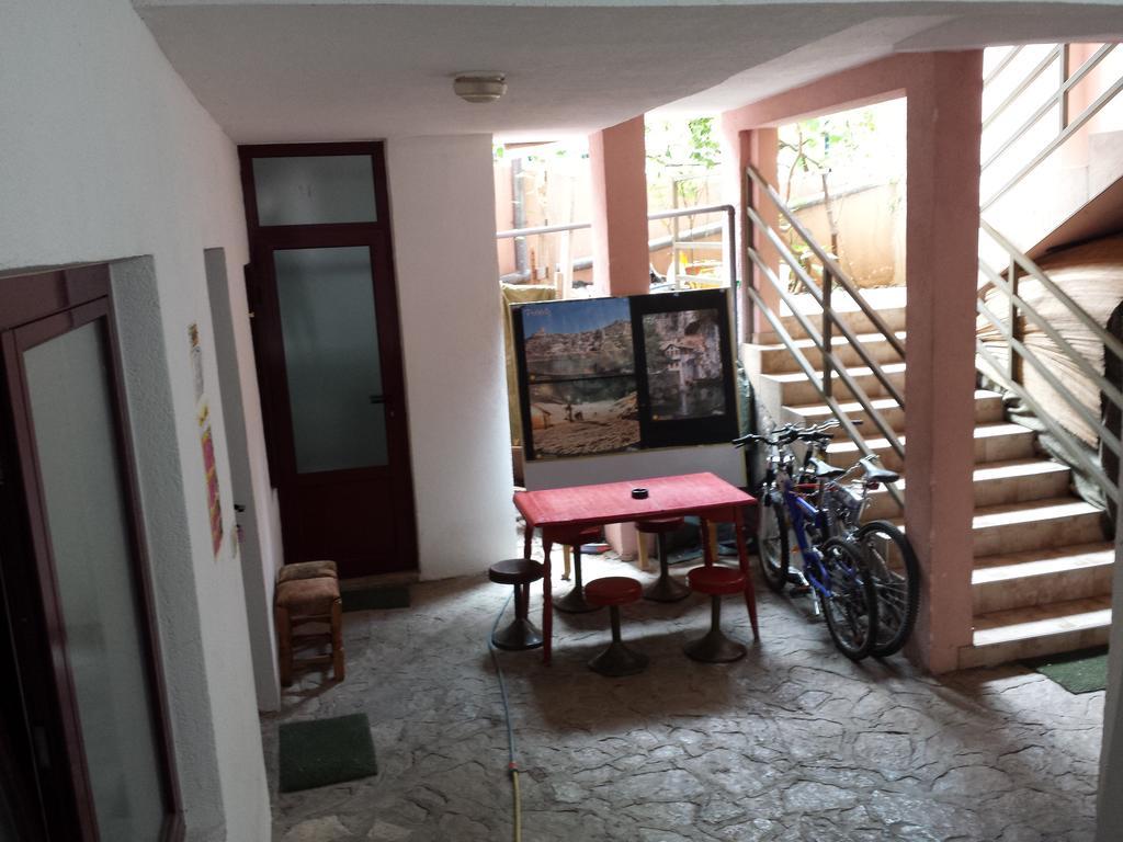 Apartments & Hostel Zdrava Hrana Mostar Kültér fotó