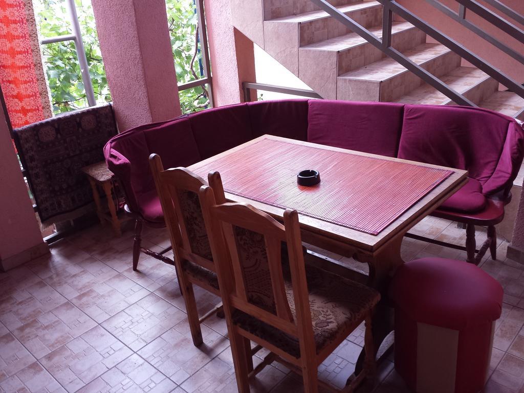 Apartments & Hostel Zdrava Hrana Mostar Kültér fotó