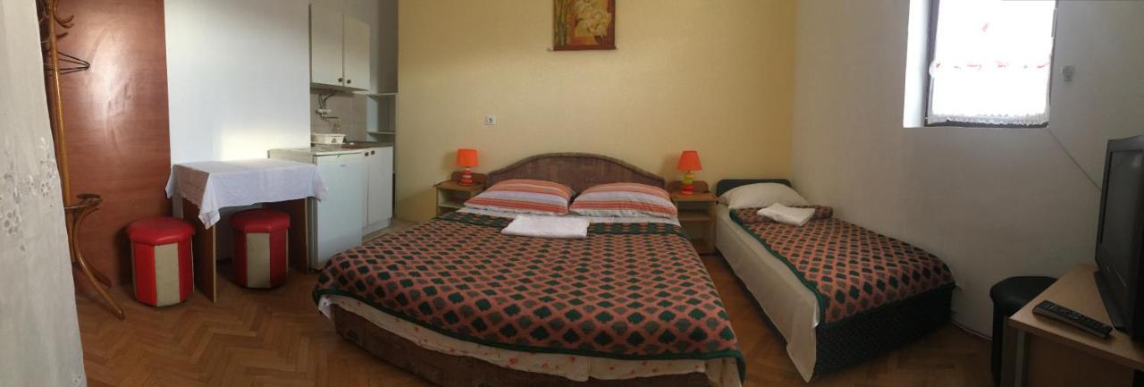 Apartments & Hostel Zdrava Hrana Mostar Kültér fotó